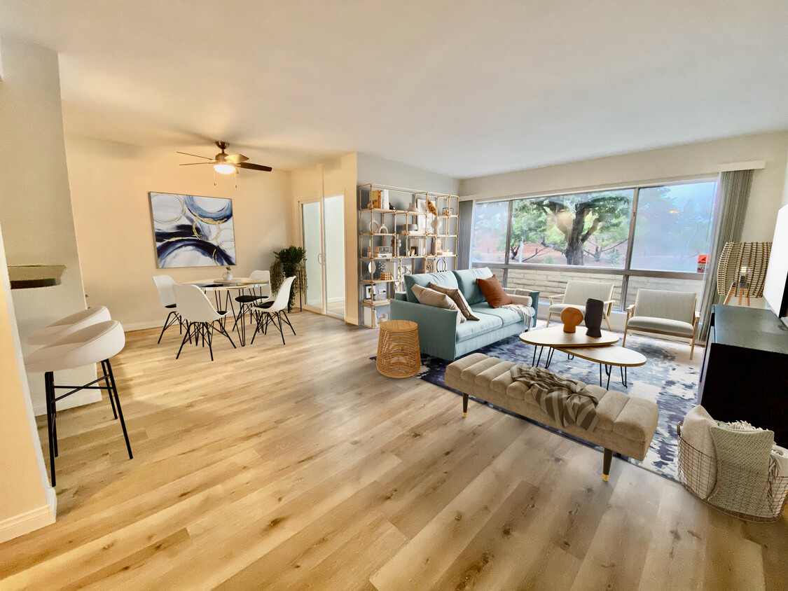 Virtually Staged - 5625 Green Valley Cir