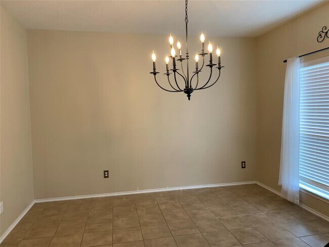 Building Photo - 18810 Lantern Cove Ln