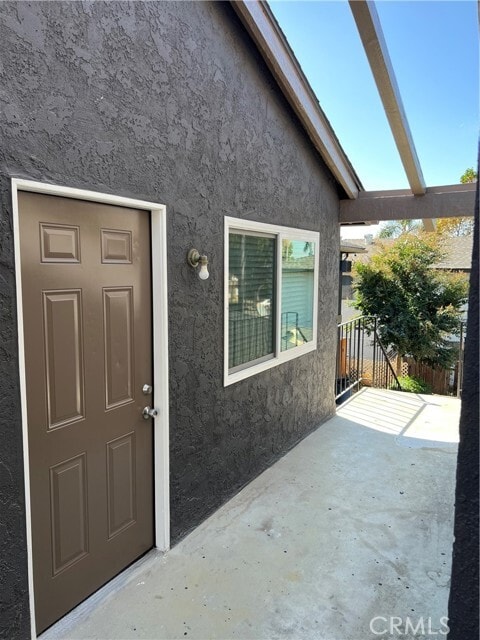 Building Photo - 1400 Eastpark Dr