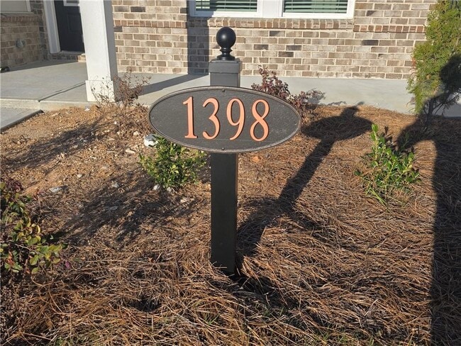 Building Photo - 1398 High Fls Ln