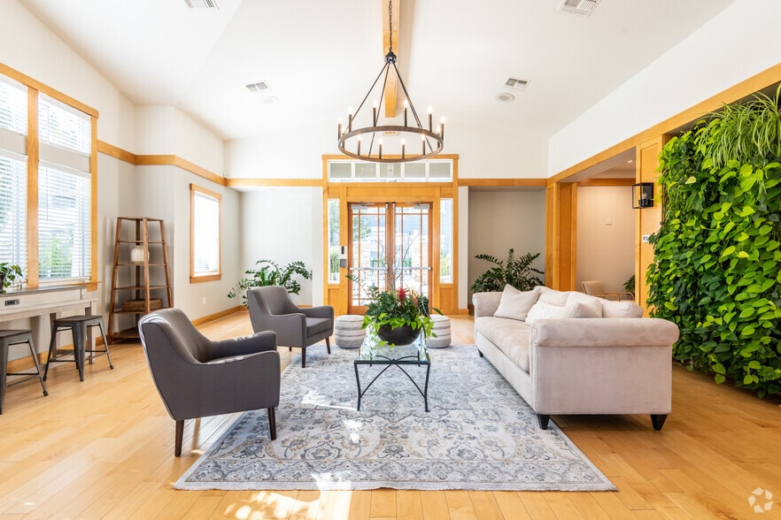 McKenzie at Natomas Park