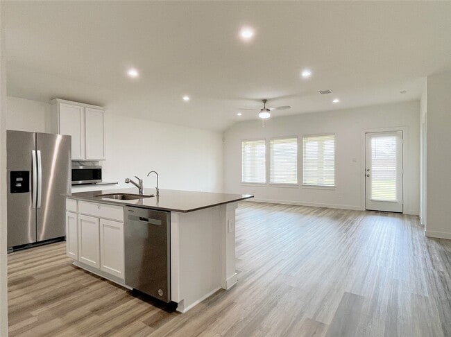 Foto del edificio - 3231 Langley Bnd Ln