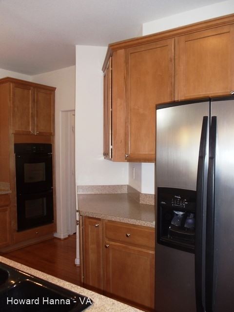 Building Photo - 4 br, 2.5 bath House - 335 Preservation Reach