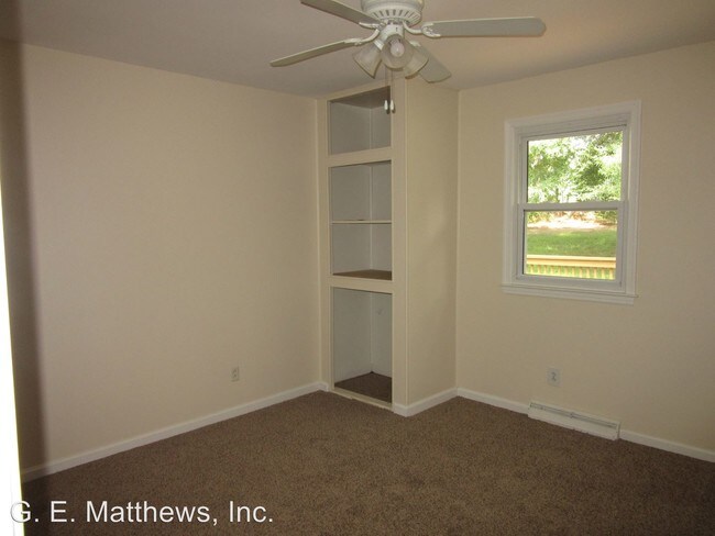 Foto del edificio - 20202 River Rd