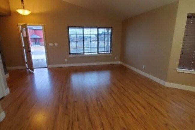 Foto del edificio - 1115 Wilderness Dr