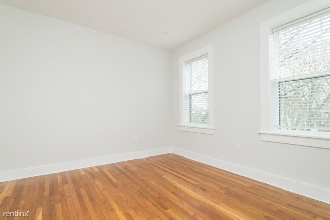 Building Photo - 2 br, 1 bath  - 19G Forest St. #GNC