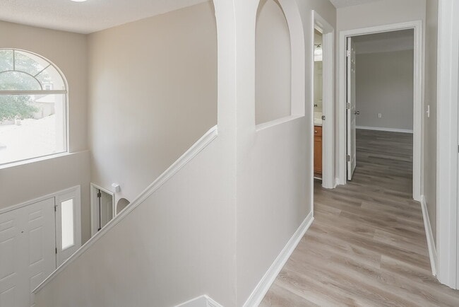 Foto del edificio - 12726 Kings Lake Dr