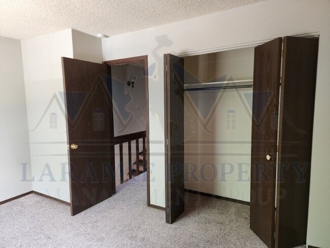 Building Photo - 869 N 8th St