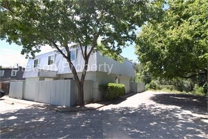Primary Photo - 2200 Mission Hill Dr