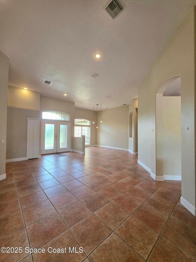 Building Photo - 4513 Canard Rd