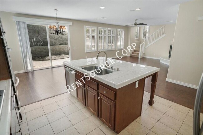 Foto del edificio - 17420 Smoke Tree Ln