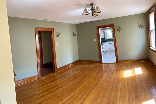 Dining room - 1017 Prospect Ave