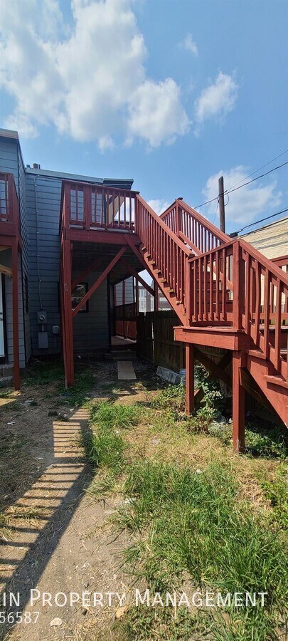 Building Photo - Stylish 3B Living near VCU