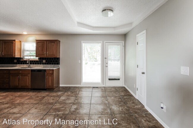 Building Photo - 3 br, 2.5 bath House - 3606 NE 81st Ter