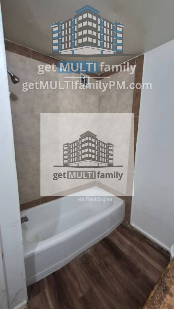 Foto del edificio - 8407 E Coronado Rd