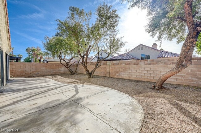 Building Photo - 2723 Lovington Dr