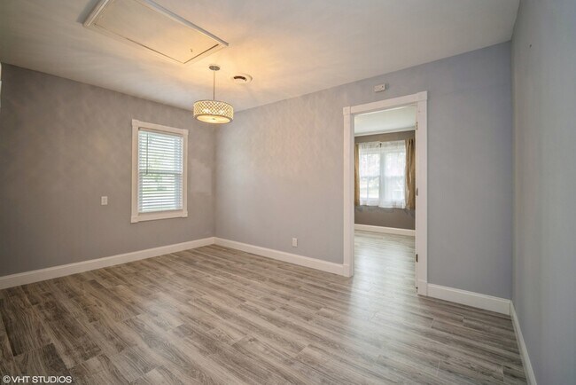 Foto del edificio - 685 Anthony Trail