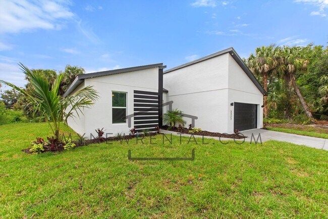Foto del edificio - ONE MONTH FREE RENT! Modern, energy effici...