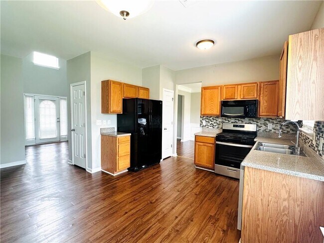Building Photo - 1215 Grey Rock Way