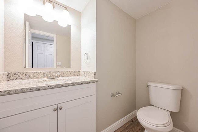 Building Photo - 19815 E Villanova Dr