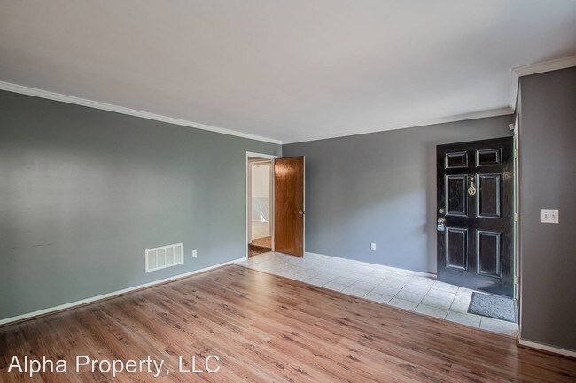 Building Photo - 203 Tanner Rd