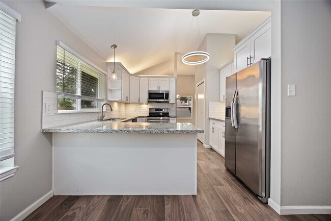 Foto del edificio - 10502 Goldfield Ln