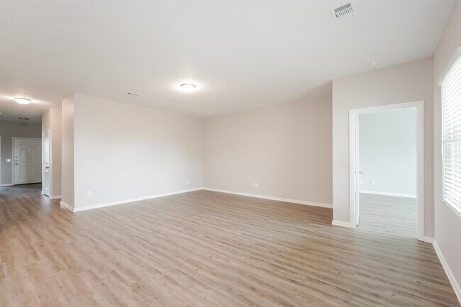Building Photo - 1033 Water Oak Ln