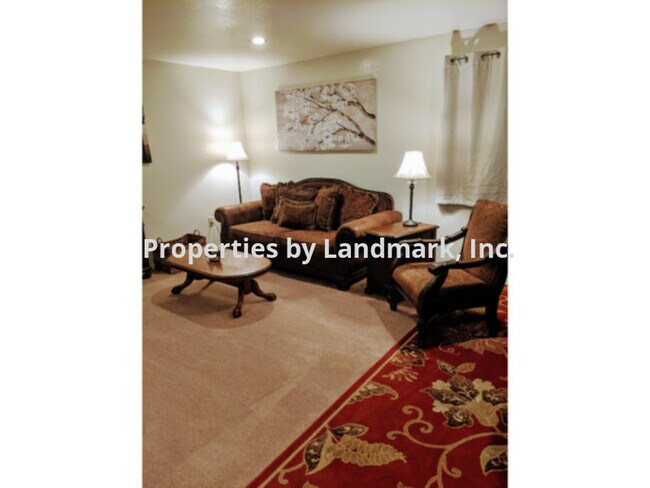 Foto del edificio - Furnished  -1 Bedroom Apartment
