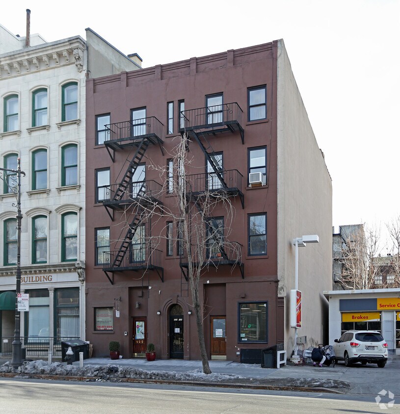 Foto principal - 122-120 Atlantic Ave