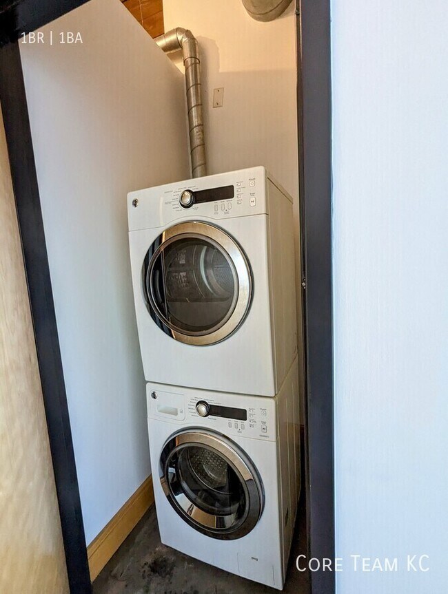 Foto del edificio - 382 W 22nd St