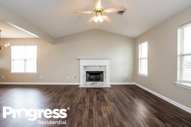 Foto del edificio - 311 Bainbridge Cir