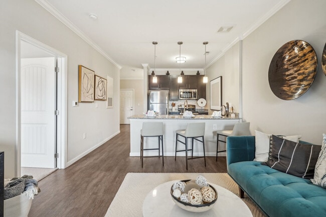 1BR, 1BA - Tranquility - 802SF - Kitchen - The Cascades