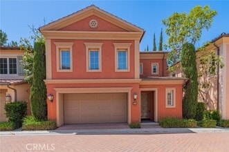 Building Photo - 70 Cipresso