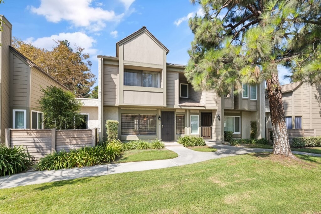16522 Poppyglen Ln, Cerritos, CA 90703 Townhome Rentals in Cerritos