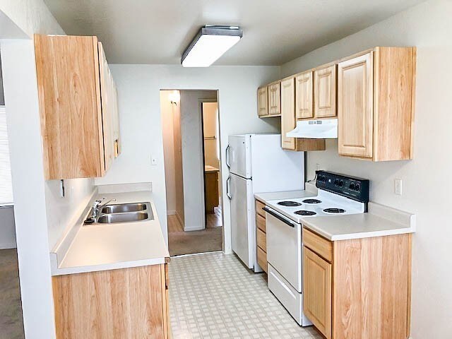 Building Photo - 3939 Clearacre Lane Unit #229