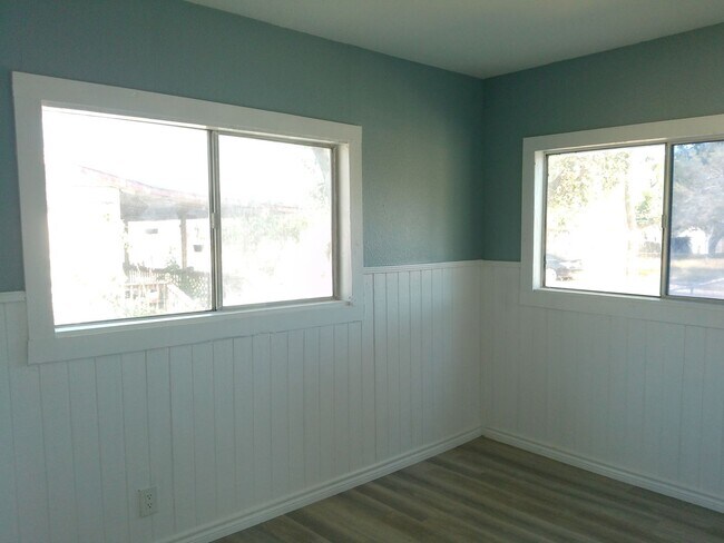 Foto del edificio - 4313 Molina Dr