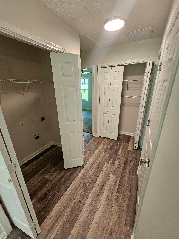 Building Photo - 4446 Township Dr