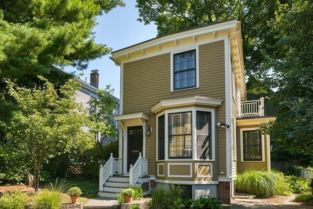 Foto principal - 184 Appleton St