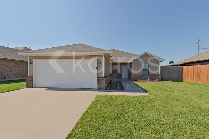 Primary Photo - 1020 SW 15th St
