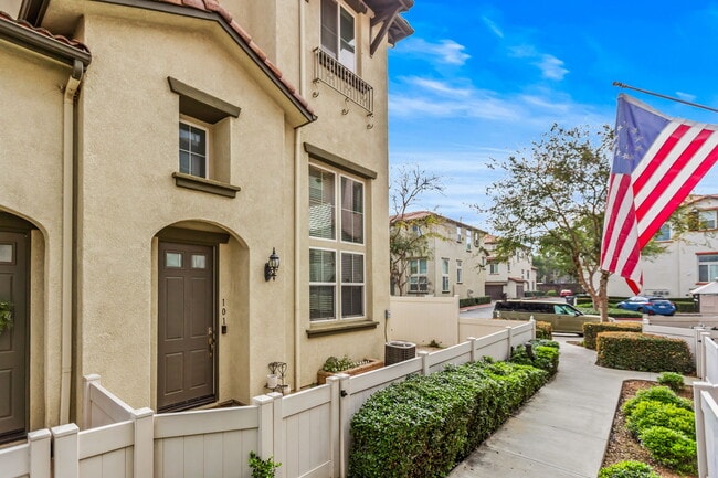 Foto del edificio - 33640 Willow Haven Ln