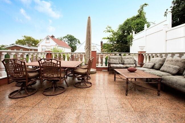 Building Photo - FOR RENT, the most exquisite single Family...