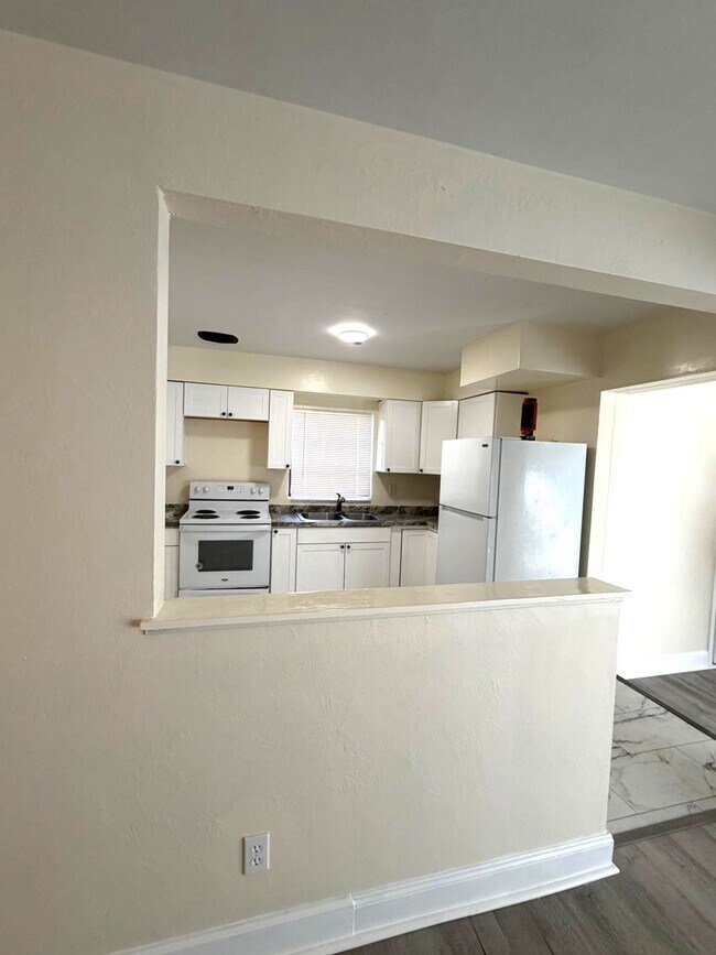 Foto del edificio - 17 W Winter Park St