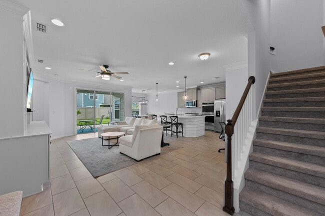 Building Photo - 247 Beale Ave