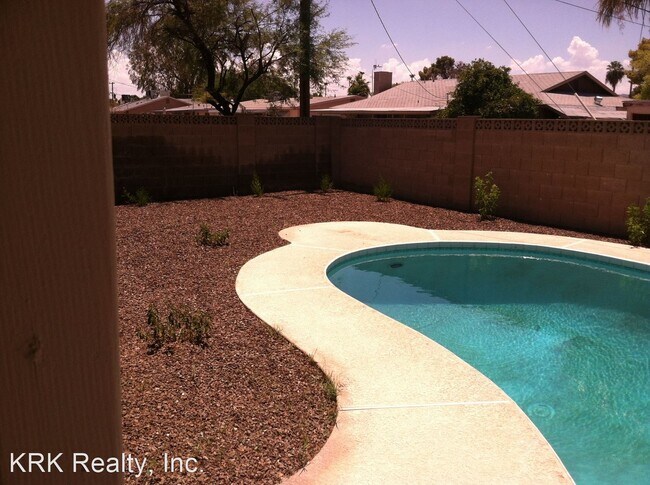 Building Photo - 5 br, 2 bath House - 3306 S McAllister Ave