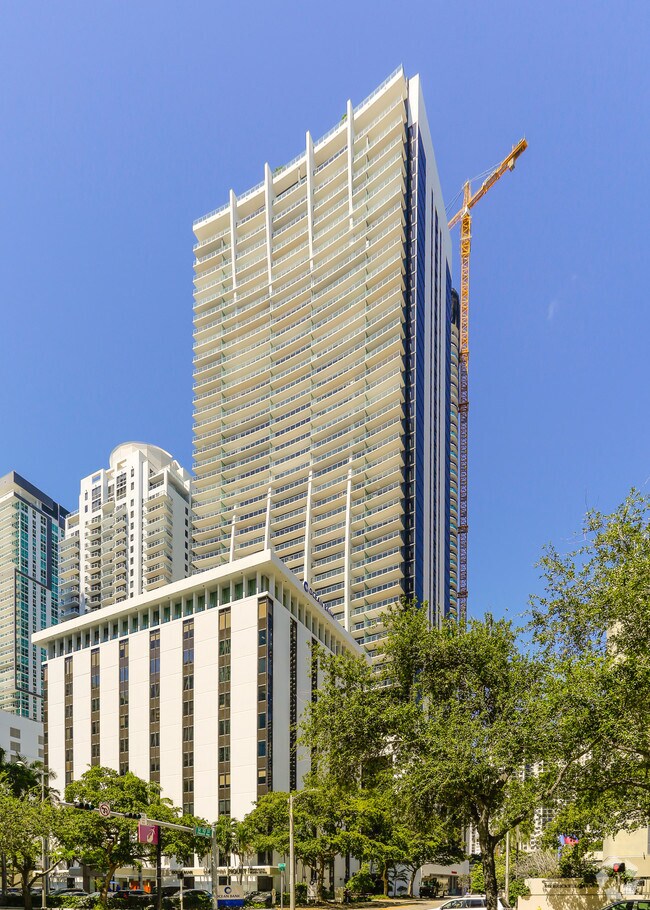 1010 Brickell Avenue Apartments in Miami, FL