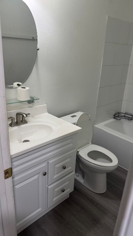 Foto del edificio - 213 Whitewater Dr