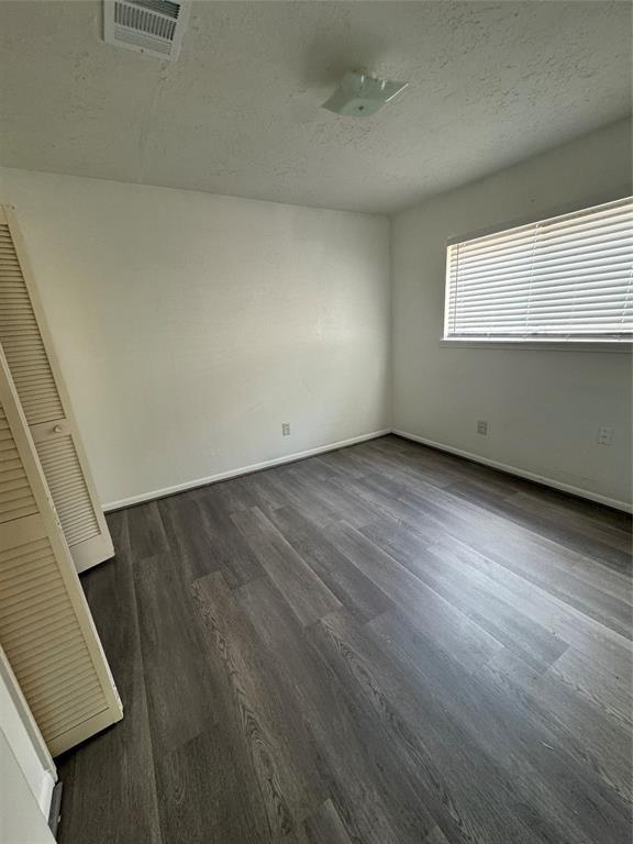 Building Photo - 9332 Tooley Dr