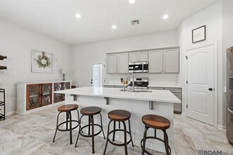 Building Photo - 1054 Gentle Wind Dr