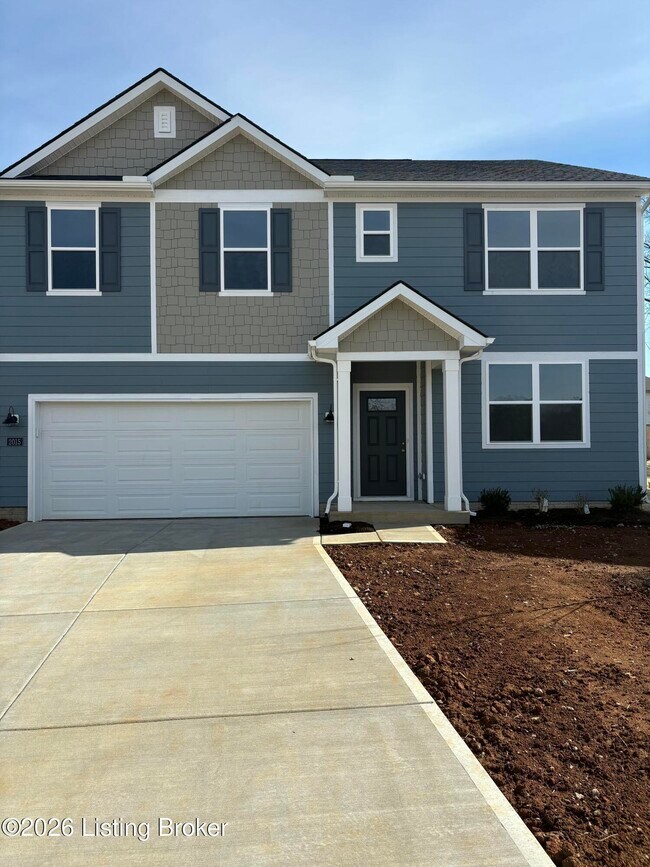 Building Photo - 2015 Lyndon Green Cir