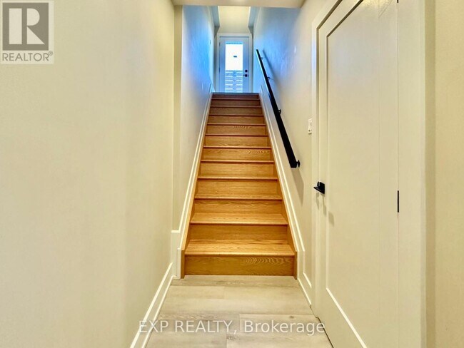 Building Photo - 25 O'Meara St